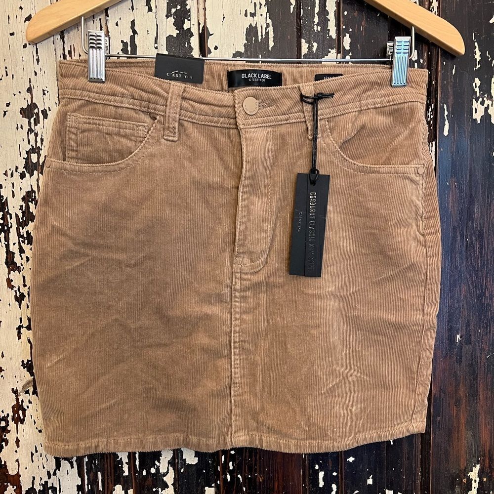 NWT women’s Black Label corduroy mini skirt size L.